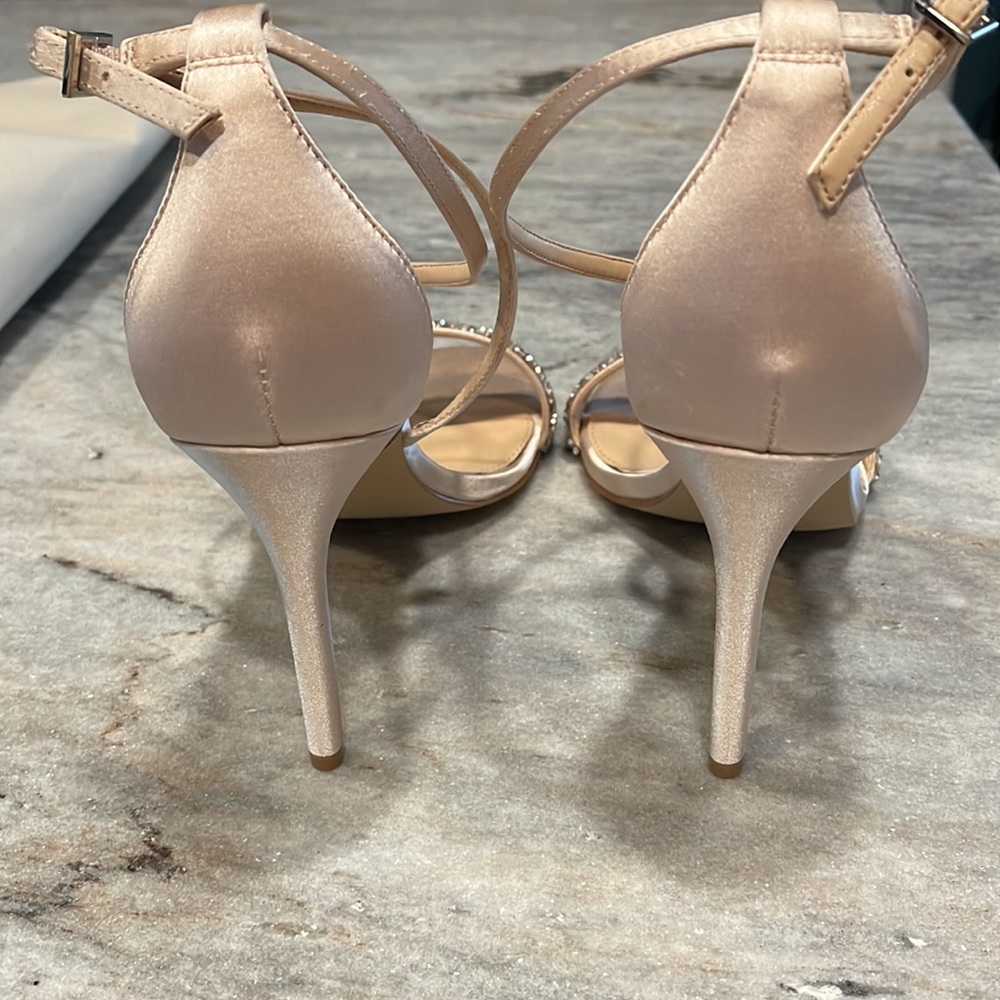 Jewel Badgley Mischka Nanna Evening Heel - Picture 2 of 4